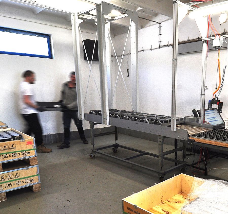 EV battery sorting line